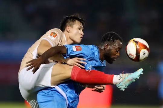 FIFA cấm Hoàng Anh Gia Lai chuyển nhượng vô thời hạn