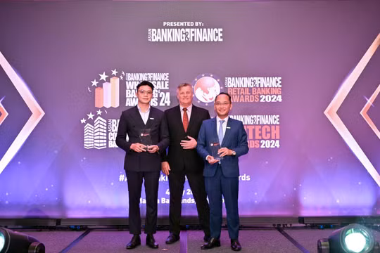 Open Banking & OneBank by Nam A Bank tiếp tục nhận giải thưởng uy tín quốc tế