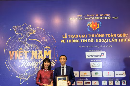 Sáng kiến Tủ sách tiếng Việt đạt Giải Nhì giải thưởng toàn quốc về thông tin đối ngoại lần thứ X