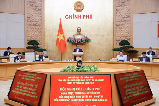 Thủ tướng Phạm Minh Chính: Sắp xếp tinh gọn bộ máy là việc rất khó nhưng 'khó mấy cũng phải làm'