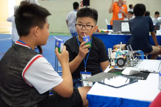 Vinamilk đồng hành các đội robotacon Việt Nam tỏa sáng tại đấu trường quốc tế