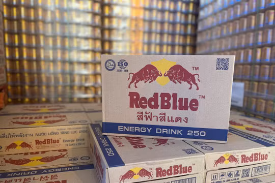 Bắc Ninh: Phát hiện cơ sở sản xuất 50.000 lon bò húc vi phạm, biến thương hiệu 'Redbull' thành 'RedBlue'