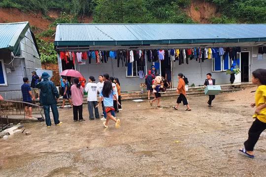 Thanh Hóa: Xem xét hỗ trợ học phí cho học sinh vùng bão, lũ