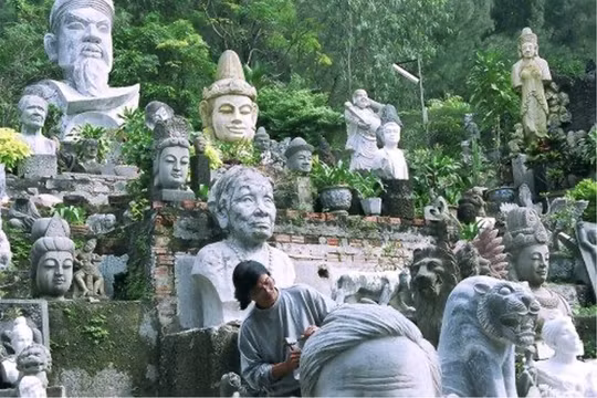 Ghé thăm ngôi làng với truyền thống “thổi hồn vào đá” ngay giữa lòng Đà Nẵng