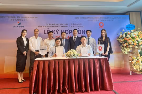 Tập đoàn Đạt Phương ký hợp đồng 45 triệu đô lắp đặt dây chuyền sản xuất kính hoa siêu trắng
