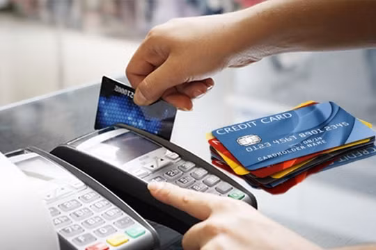 Quy định mới về rút tiền từ thẻ tín dụng