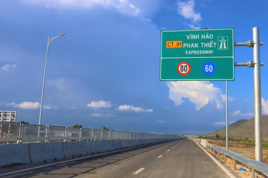 Nguyên nhân nào dẫn tới các vụ tai nạn trên cao tốc Vĩnh Hảo - Phan Thiết?