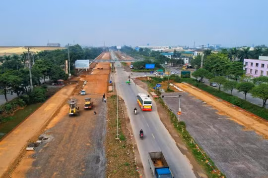 Hà Nội: Tìm kiếm nhà thầu xây lắp cho gói thầu gần 550 tỷ, thuộc dự án đầu tư nâng cấp và cải tạo Quốc lộ 6