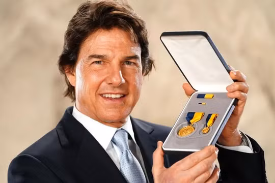 Tom Cruise được Hải quân Mỹ vinh danh