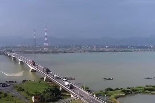Hai nhà thầu cạnh tranh gói thầu gần 350 tỷ thuộc dự án nâng cấp, mở rộng cầu và hầm trên Quốc lộ 1