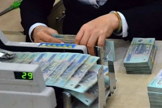Thủ tướng yêu cầu kiểm soát chặt lãi suất huy động
