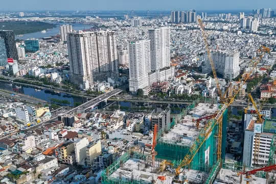 Đề nghị không đấu thầu dự án chưa giải phóng mặt bằng