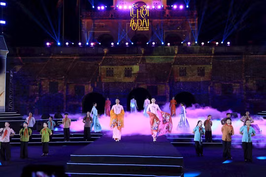Đặc sắc chương trình khai mạc Lễ hội Áo dài du lịch Hà Nội 2024