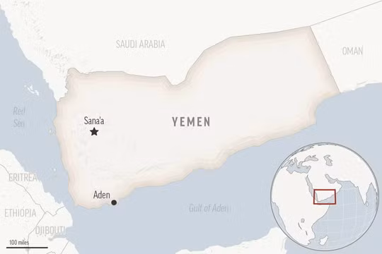 Quân đội Mỹ xuất kích tấn công 15 mục tiêu của Houthi ở Yemen