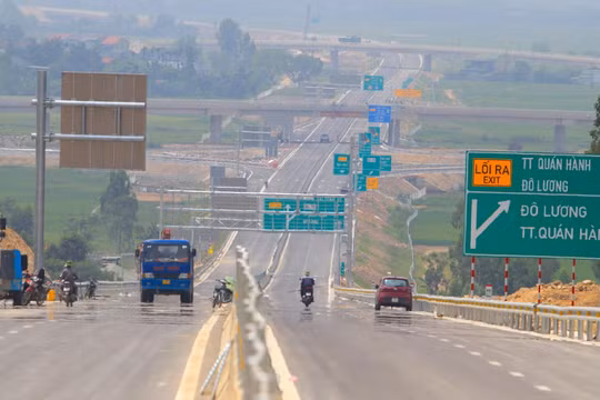 Cao tốc Diễn Châu - Bãi Vọt khai thác toàn tuyến, phương tiện di chuyển thế nào?