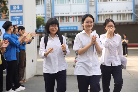 Đề thi tốt nghiệp THPT 2024 môn Tiếng Anh mã đề 413