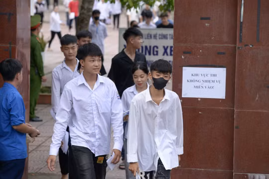 Đề thi tốt nghiệp THPT 2024 môn Tiếng Anh mã đề 416