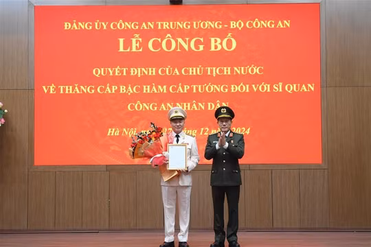 Thứ trưởng Bộ Công an Nguyễn Ngọc Lâm được thăng cấp bậc hàm từ Thiếu tướng lên Trung tướng