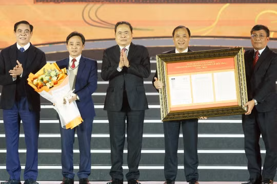 Chủ tịch Quốc hội dự Lễ kỷ niệm 300 năm Ngày sinh Đại danh y Hải Thượng Lãn Ông Lê Hữu Trác