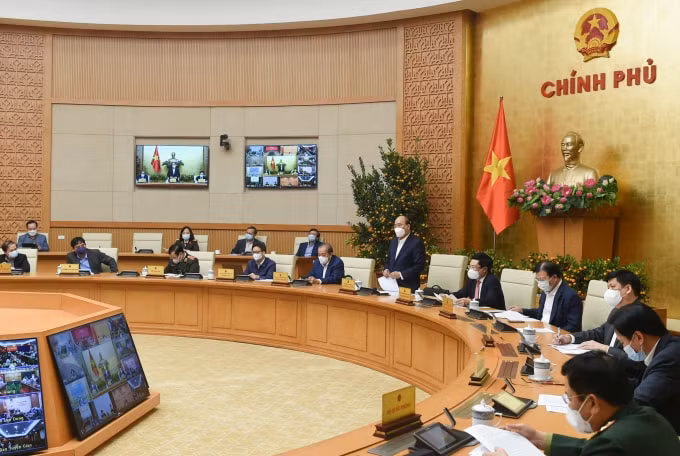 Toàn cảnh cuộc họp Thường trực Chính phủ với Ban Chỉ đạo quốc gia về phòng chống dịch COVID-19. (Ảnh VGP)