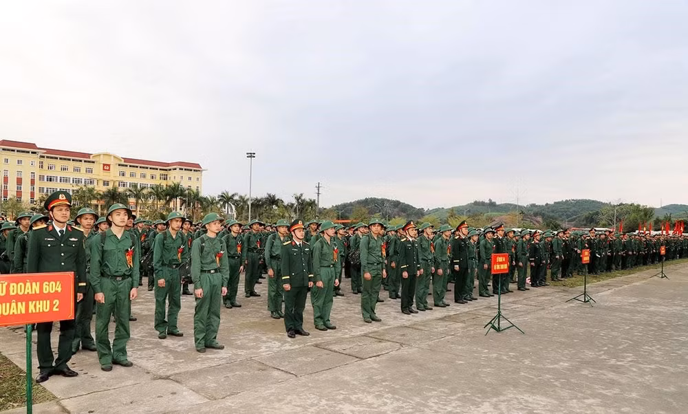 bí thư 2