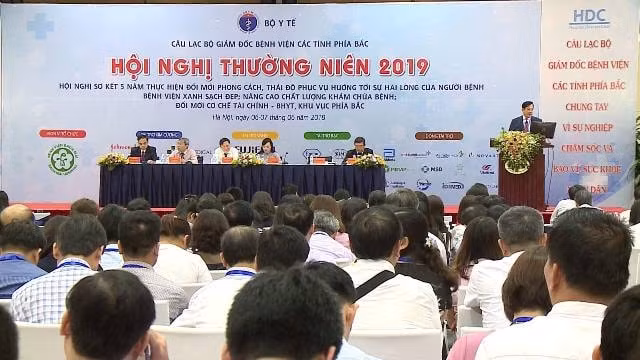 Hội nghị sơ kết 5 năm thực hiện đổi mới trong y tế. Ảnh: SK&ĐS