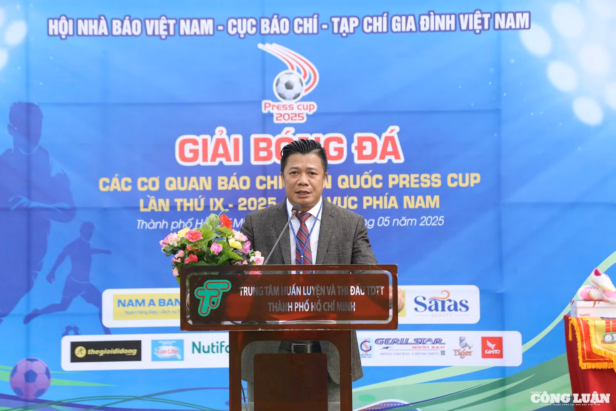 khai-mac-press-cup-2.jpg