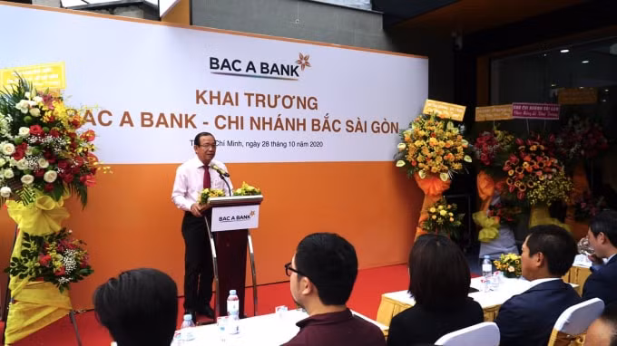 Ông Nguyễn Hoàng Minh, Phó Giám đốc thường trực Ngân hàng Nhà nước CN TP. Hồ Chí Minh phát biểu chỉ đạo