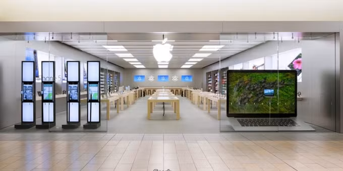Một cửa hàng của Apple. Ảnh: BI
