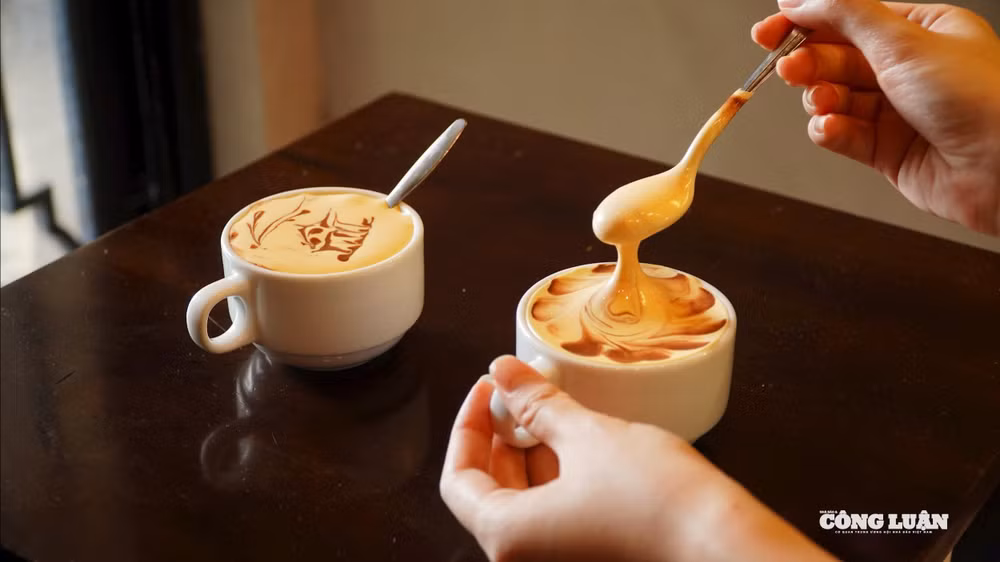 Ly cà phê trứng không thể bỏ lỡ