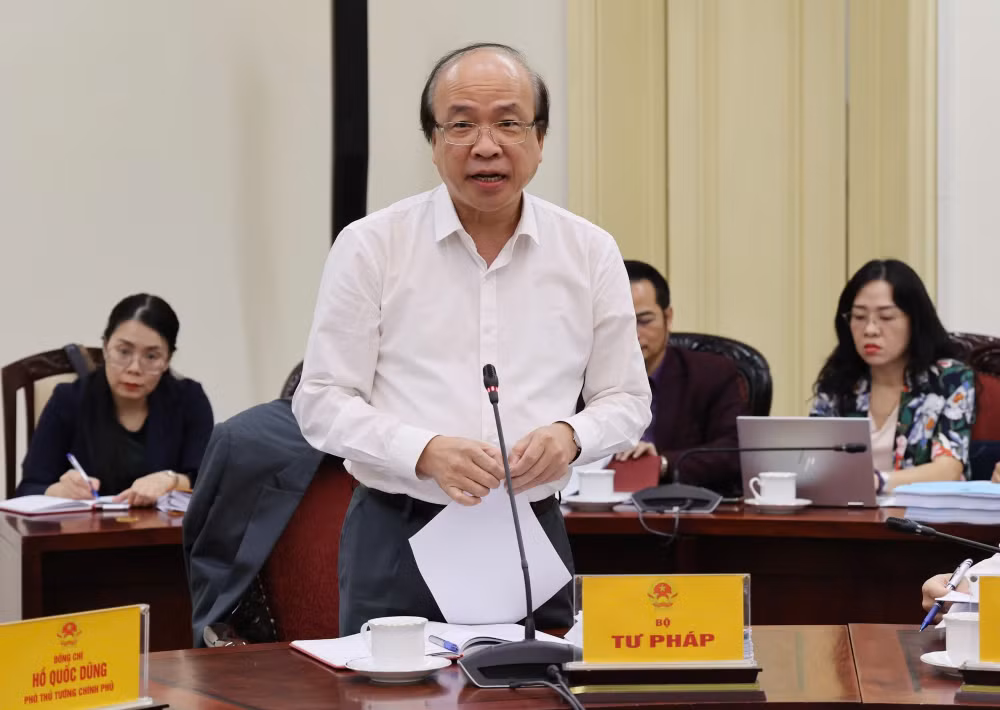 Phó Thủ tướng Hồ Quốc Dũng yêu cầu không để điểm nghẽn thể chế kéo dài sang năm 2026- Ảnh 2.