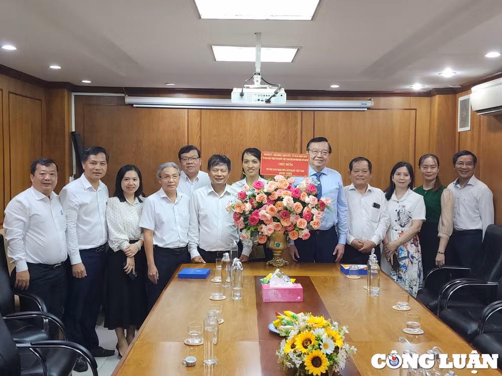 bao chi luon dong hanh cung qua trinh phat trien cua tp hcm hinh 2