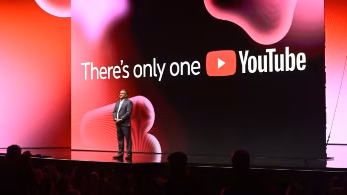 youtube dam phan voi cac hang thu am va ca si de tao nhac ai hinh 1