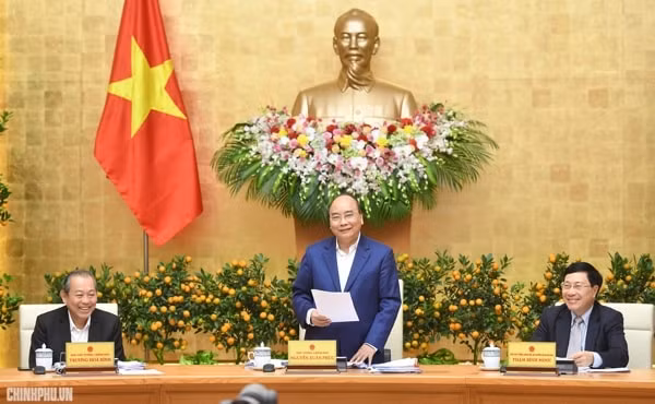 Thủ tướng phát biểu tại phiên họp Chính phủ thường kỳ tháng 1/2019. Ảnh: VGP