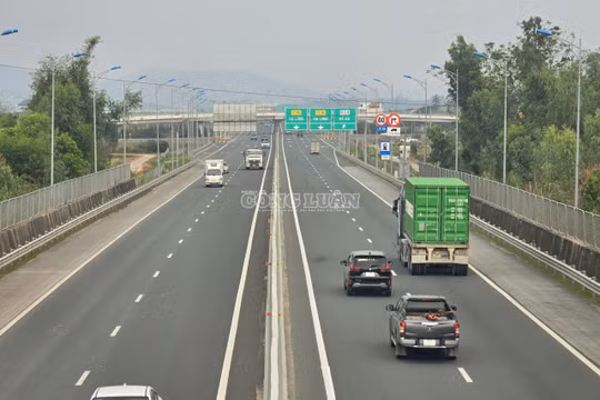 Tuyến đường cao tốc mới có điểm đầu tại nút giao Hạ Long Xanh, điểm cuối kết nối với Đường Vành đai 5 - Vùng Thủ đô Hà Nội.