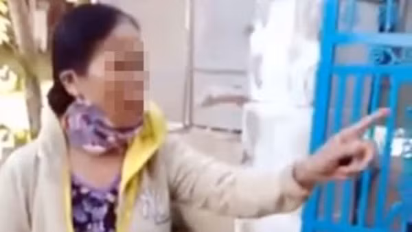 Bà Nguyễn Thị Chút, người đã tạt phân pha dầu hỏa vào bà Cao Thị Gái và con trai 2 tuổi