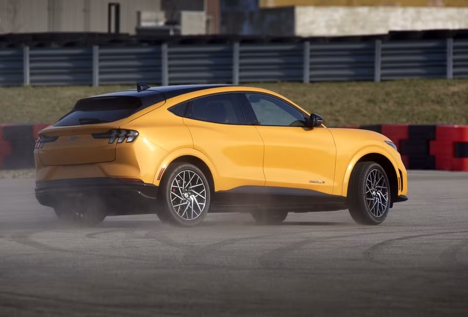 Xe điện Ford Mustang Mach-E GT. Ảnh: Ford