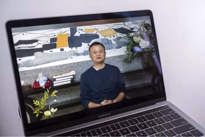 Lần xuất hiện trong video của Jack Ma vào tháng 1 - cái nhìn thoáng qua duy nhất mà thế giới thấy về ông kể từ tháng 10 năm ngoái. (Nguồn : Bloomberg Photo).