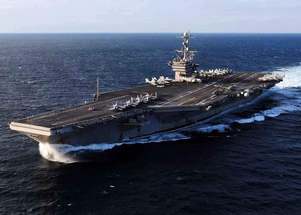 us-navy-101206-n-5538k-395-the-aircraft-carrier-uss-george-washington-cvn-76-transits-the-east-china-sea.jpg