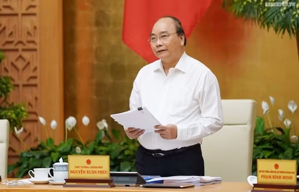 Thủ tướng phát biểu kết luận phiên họp Chính phủ tháng 8/2019. Ảnh: VGP