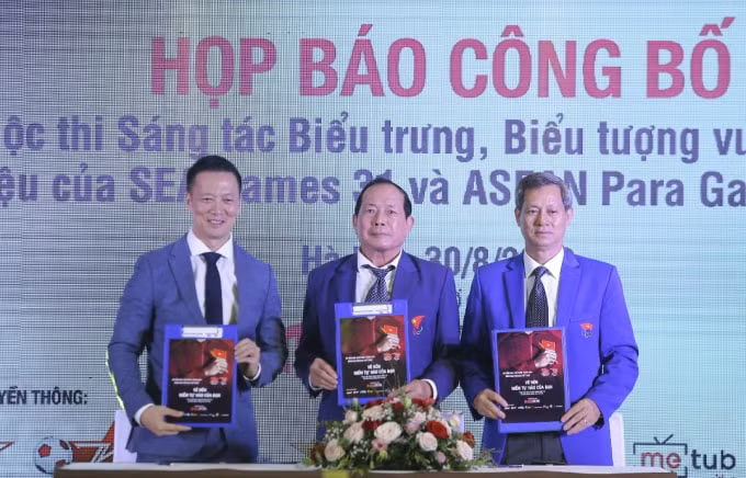 Đại diện Tổng cục TDTT, Uỷ ban Olympic Việt Nam, Công ty CP Hà Nội City Trail phát động cuộc thi
