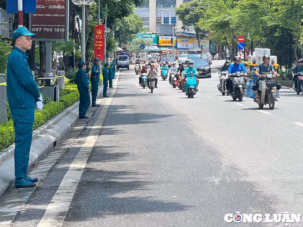 an ninh that chat chuan bi cho le truy dieu va le an tang tong bi thu nguyen phu trong hinh 5