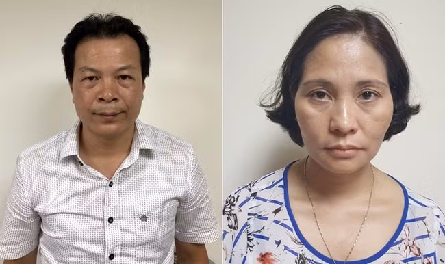 2 trưởng phòng CDC Hà Nội nâng giá máy xét nghiệm. Ảnh: TL.