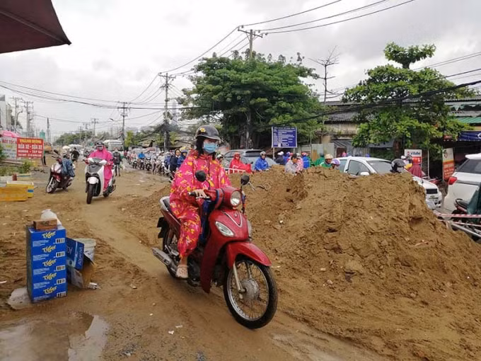 Dự án nâng cấp đường Lương Định Của vẫn 'ì ạch', cần đẩy nhanh tiến độ. Ảnh: TL.