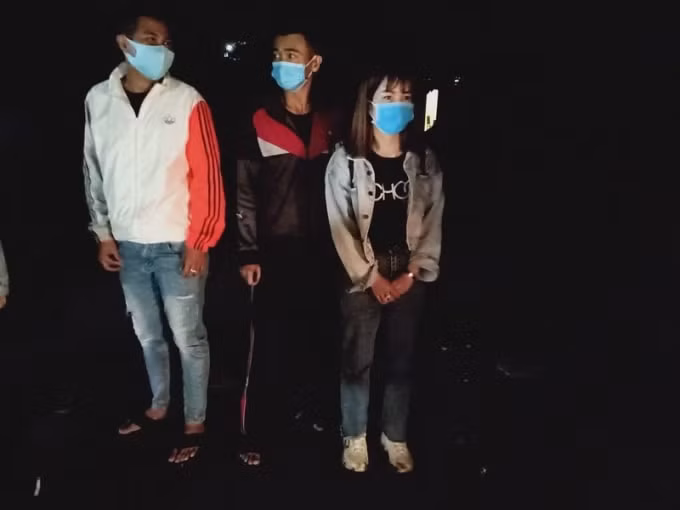 Người nhập cảnh trái phép từ Campuchia về trong đêm bị bắt giữ. Ảnh: TL.