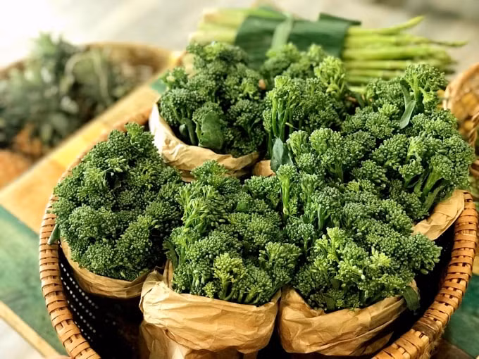 Vitamin K trong bông cải xanh khiến bạn có nguy cơ bị cục máu đông nguy hiểm nếu đang uống thuốc warfarin. Ảnh: TL