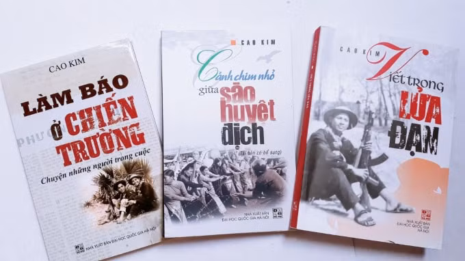 Bìa 3 cuốn sách của nhà báo Cao Kim (Kim Toàn) mới xuất bản.