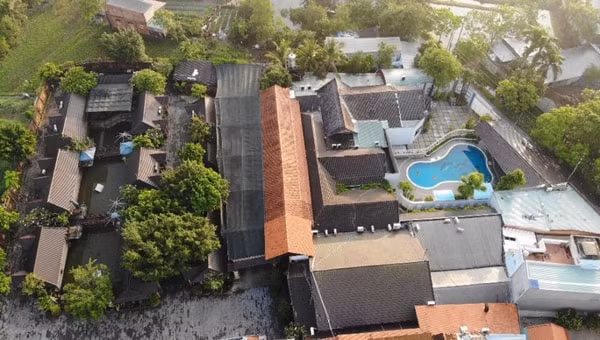 Gia Trang quán - Tràm Chim resort trước khi bị cưỡng chế