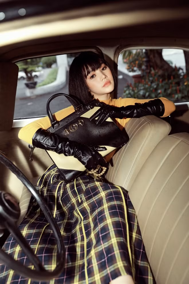 Jolie Nguyễn được mệnh danh là 