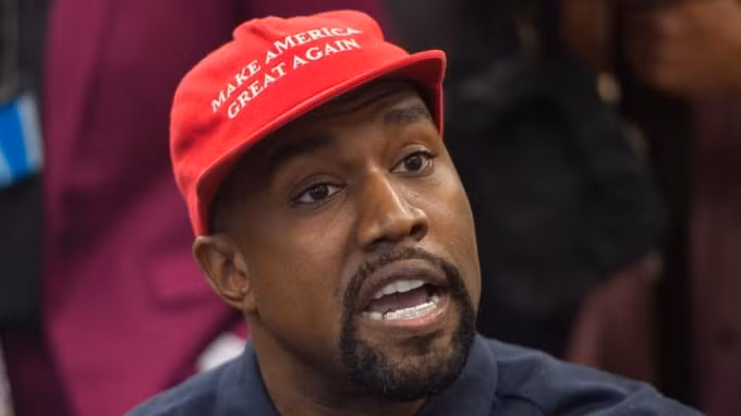 Kanye West nói bị nhiễm Covid-19 và không còn ủng hộ Trump. Ảnh: Skynews